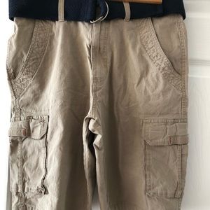 Men’s size 32 polo club cargo shorts